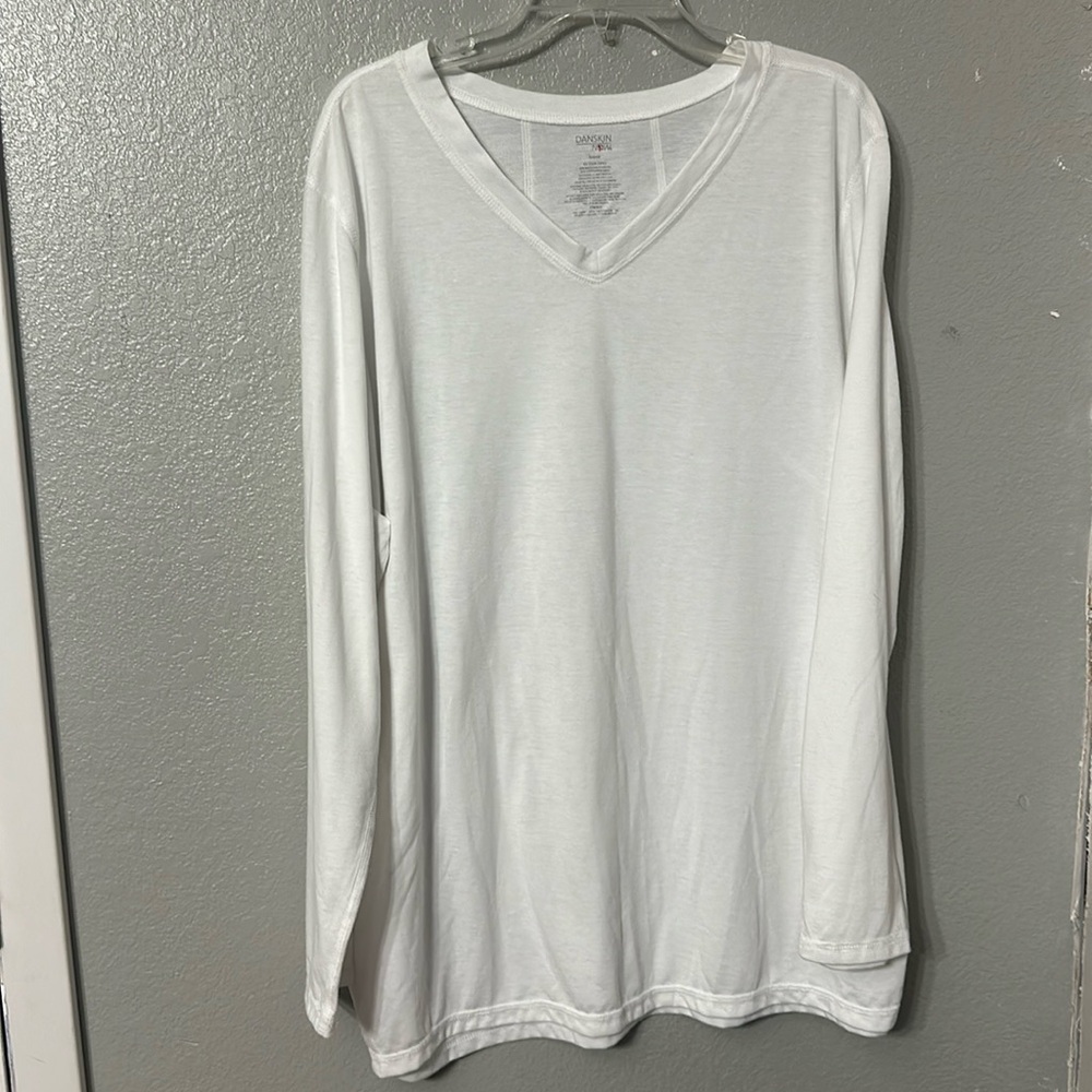 Danskin loose white vneck long sleeve shirt